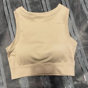 crop tank top
